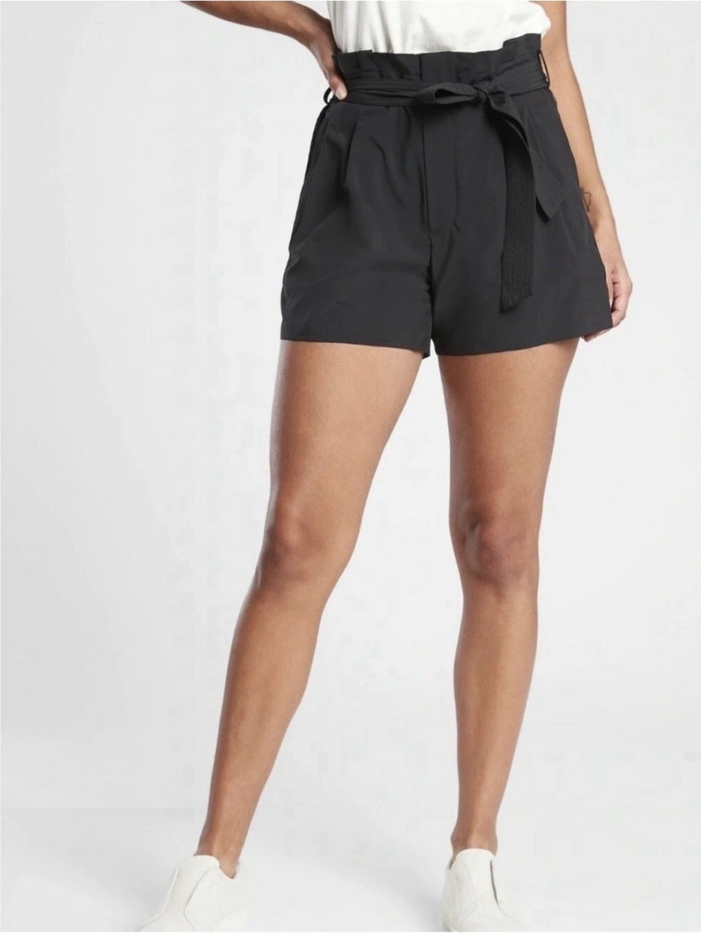 Athleta Black High-Rise Paperbag Waist‎ Tie-Belt Shorts - Picture 2 of 13